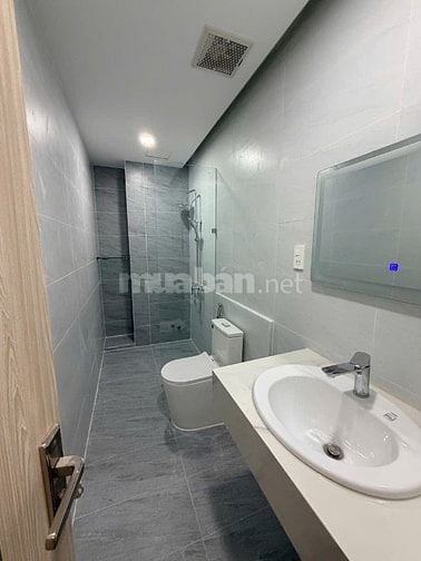 Bán toà Căn hộ dịch vụ Lê Quang Định, P7, Q.Bình Thanh, TN 250triệu/th