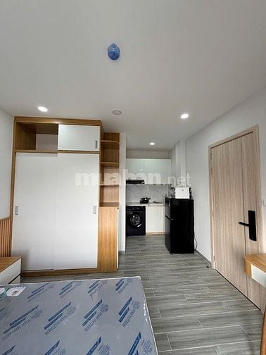 Bán toà Căn hộ dịch vụ Lê Quang Định, P7, Q.Bình Thanh, TN 250triệu/th