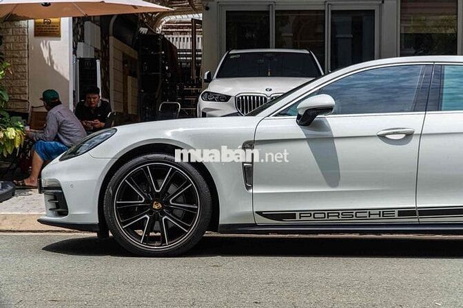 Porsche Panamera 4 Executive 2020 Bank 90%