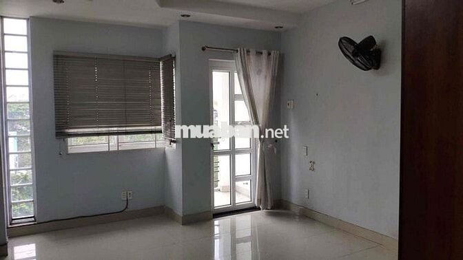 CHO THUÊ NHÀ 3 LẦU P6 GIÁ 14 TR