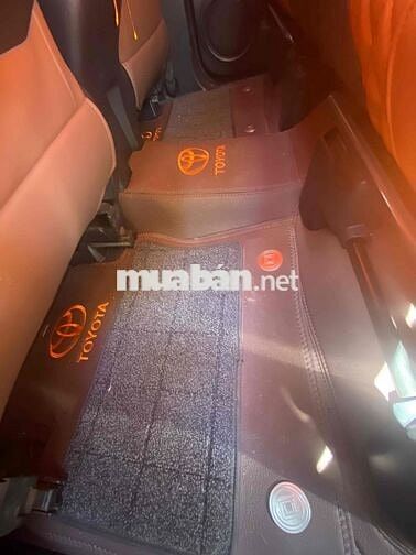 Toyota Fortuner 2017 Xám 7 chỗ máy Dầu số sàn
