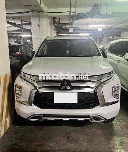 Mitsubishi Pajero Sport 4x4 xe gia đình ít đi
