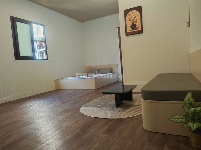 Cho thuê nhà ngõ 47 Nguyễn Đức Cảnh, 30m2, 2 ngủ giá 4,7 triệu.