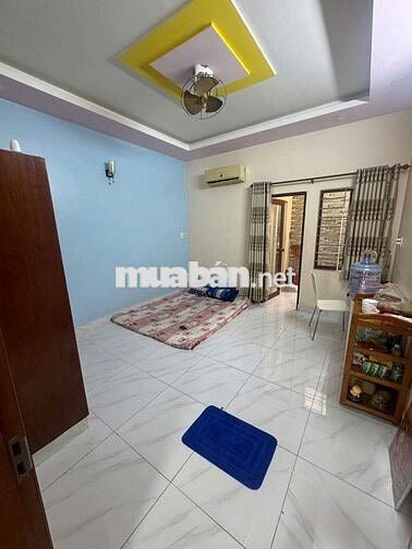 NHÀ 4.5X16. HXH. 4 LẦU. 4PN 5WC. KDC VĂN MINH