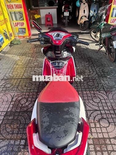 Honda Air Blade 2013 125cc Đỏ trắng