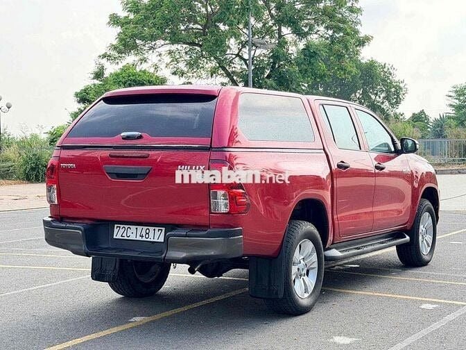 TOYOTA HILUX E 4x2 AT 2019 MỘT CHỦ