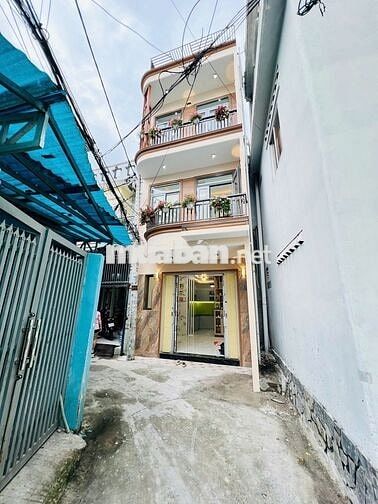 nhỉnh 4 tỷ - nhà mới 4 Phòng ngủ - 3 tầng btct - Quận 8