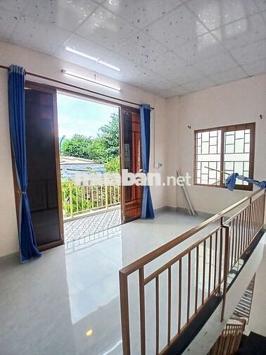 CHO THUÊ NHÀ KIỆT OTO THI SÁCH GẦN SÂN BAY