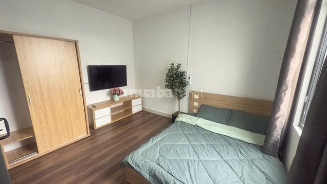 Tòa Nhà Góc 18-20 Bùi Thị Xuân, 9m x 22m, 6 Tầng, HĐT khoán 130tr/th