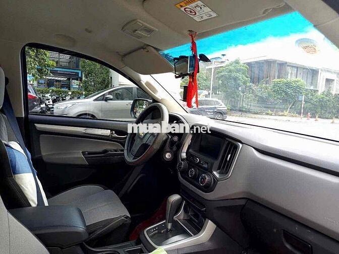 Chevrolet Colorado LT 2018 Trắng 12.000 km