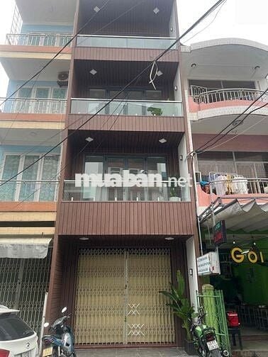 Cần bán gấp căn nhà mặt tiền gần Cầu Rồng