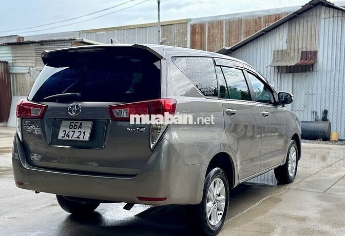 Toyota Innova E 2018 Số sàn 90.000 km còn quá đẹp
