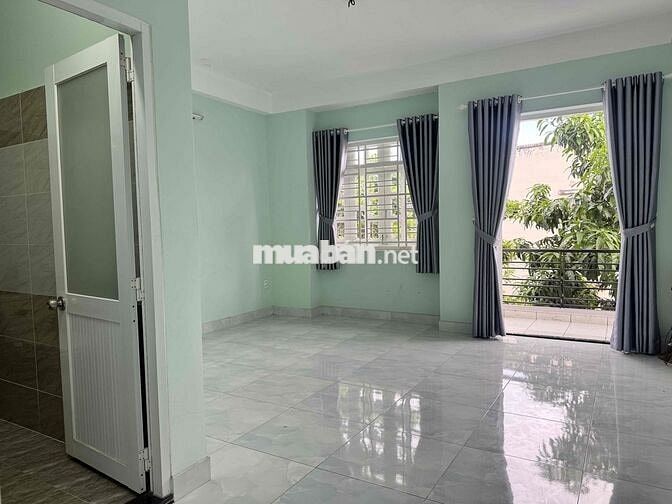 Căn góc 2 mặt đường, 5x17m, Sổ Riêng, Hẻm 1902 đg Lê Văn Lương