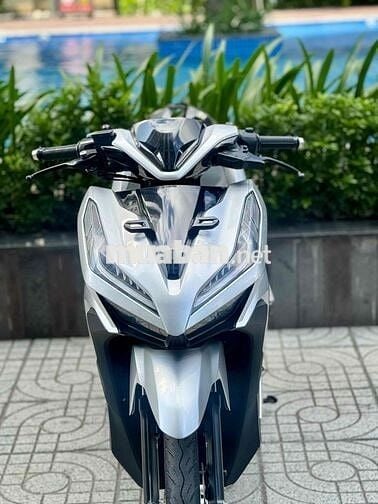 Vario 150 2021 bạc porsche zin (nợ xấu 18đ nhận xe