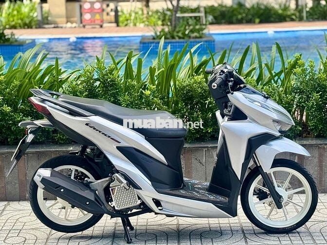 Vario 150 2021 bạc porsche zin (nợ xấu 18đ nhận xe