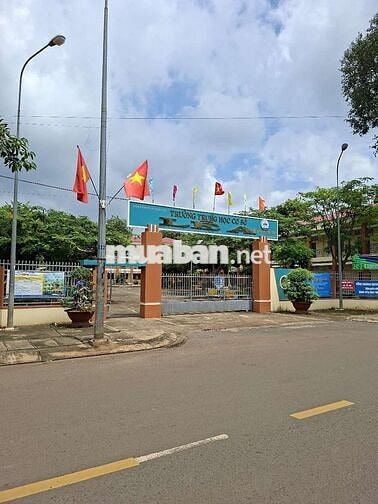 Đất gần chợ Bình Lộc và KCN , Dân đông