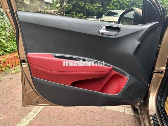 Hyundai i10 2017 số tự động