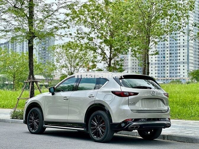 Mazda CX5 Premium Sport 2.0 AT 2025 Bạc | 38000 Km