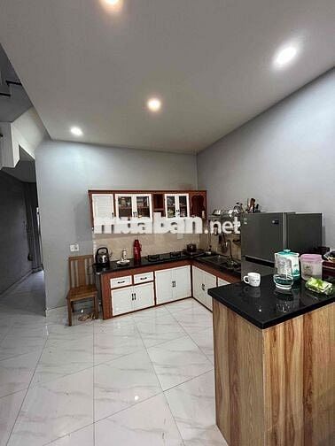 Cho thuê nhà nguyên căn khu dân cư an ninh, nội thất đầy đủ