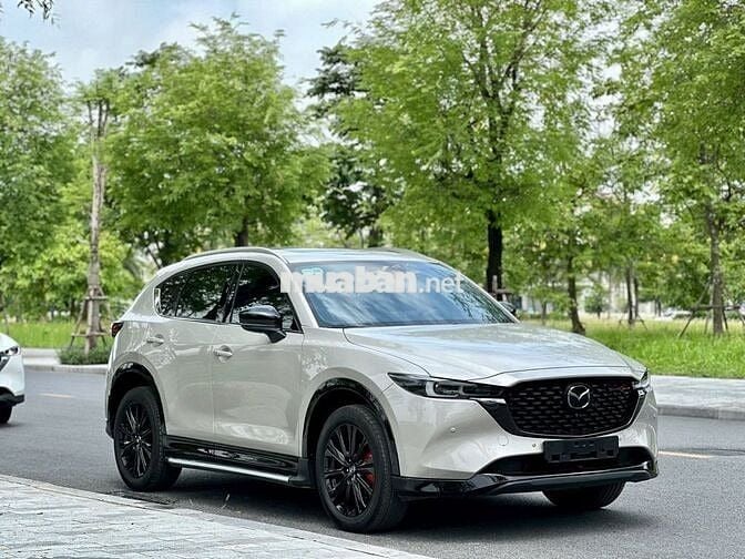 Mazda CX5 Premium Sport 2.0 AT 2025 Bạc | 38000 Km
