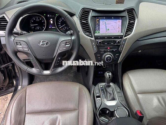 Hyundai Santafe 2018 full xăng 2 cầu Đen