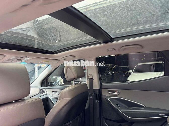 Hyundai Santafe 2018 full xăng 2 cầu Đen