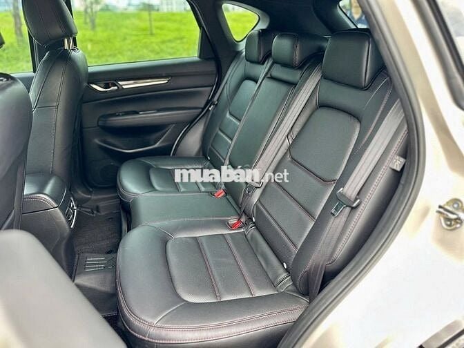 Mazda CX5 Premium Sport 2.0 AT 2025 Bạc | 38000 Km
