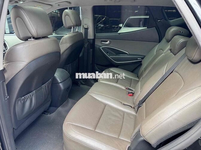 Hyundai Santafe 2018 full xăng 2 cầu Đen