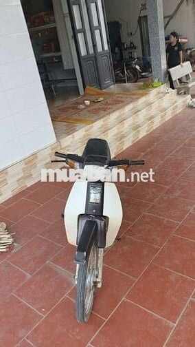 Honda Dream Việt Nam Đen Trắng