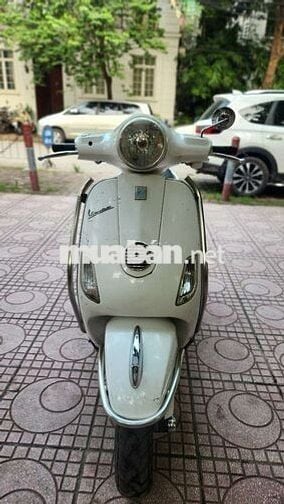 Piaggio Vespa LX 125 ie 2011 Trắng