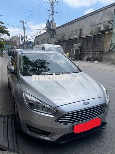 Ford Focus Titanium 2017 Bạc 73.000km