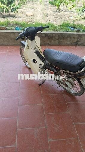 Honda Dream Việt Nam Đen Trắng