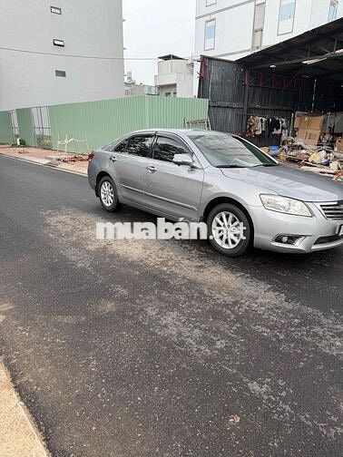 Toyota Camry 2012 2.4G Bạc chạy 82nkm