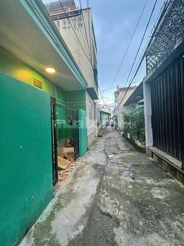 Nhà nguyên căn Hxh ngay CC Hoàng anh an tiến, Dt 5m*10m, trệt lửng,6t