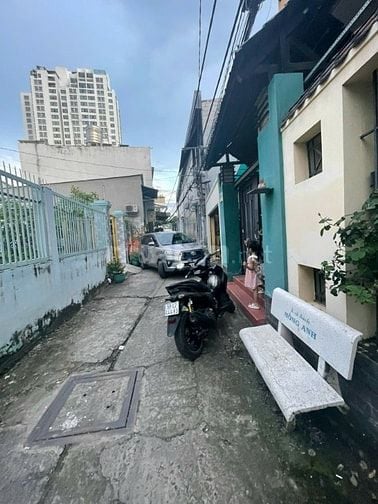 Nhà nguyên căn Hxh ngay CC Hoàng anh an tiến, Dt 5m*10m, trệt lửng,6t