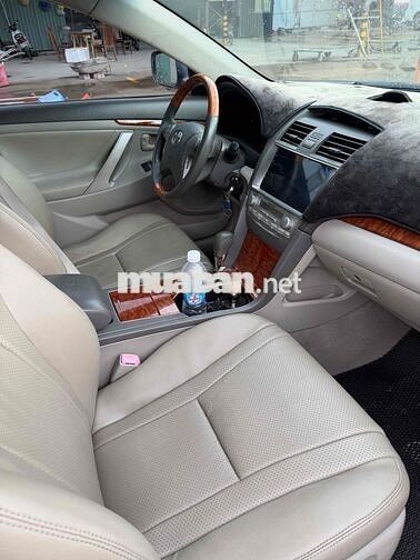 Toyota Camry 2012 2.4G Bạc chạy 82nkm