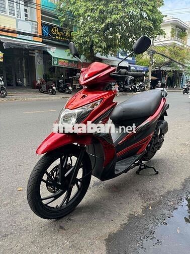Suzuki Hayate Fi màu Đỏ