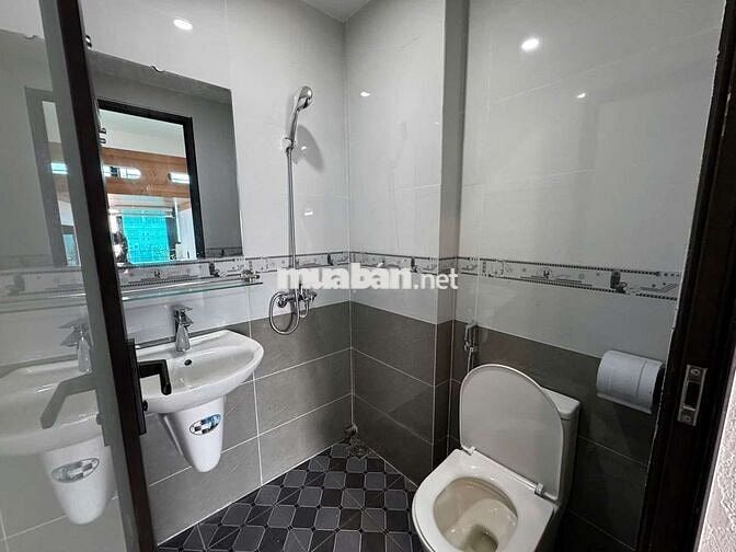 Siêu phẩm CCMN Mới Full đồ máy giặt riêng, gác xép tại Tam Chinh