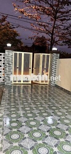 Cho thuê nhà 2 tầng MT đường VÕ VĂN NGÂN - Hòa Xuân , 3PN giá 12tr/th