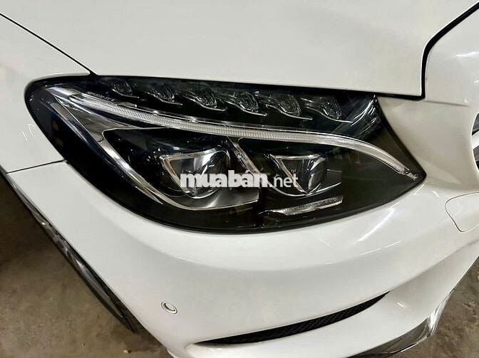 Mercedes-Benz C300 2017 Trắng