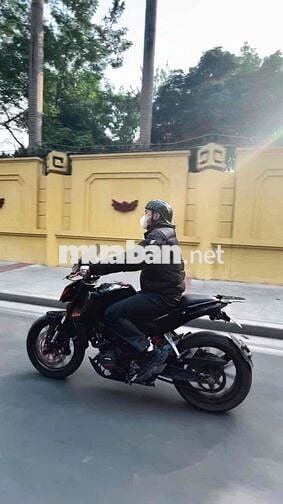 KTM Duke 200 Đen Xăng