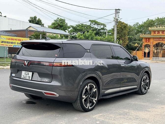 ✅VF9 Plus 6 ghế Trần kính THUÊ PIN tiên phong