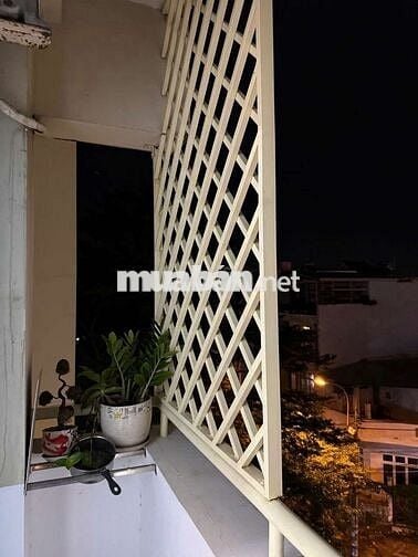 Căn hộ cc Thanh Nhựt p7 q8 2pn 2wc 74m2