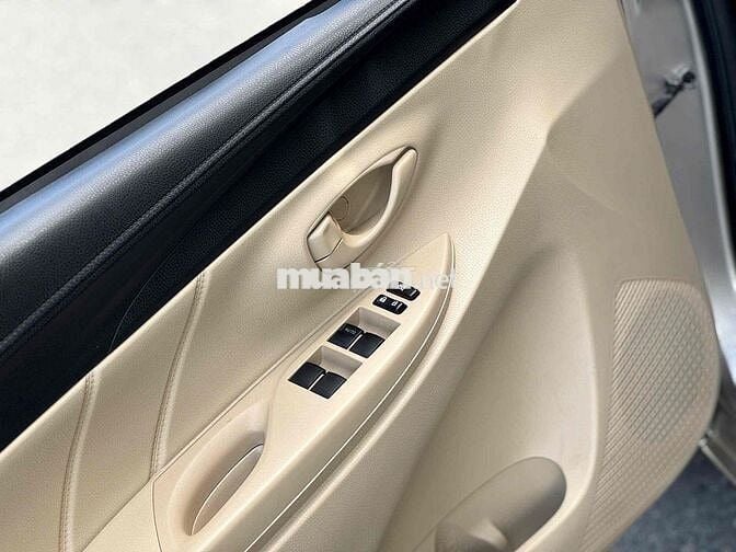 Toyota Vios E 2016 Vàng cát