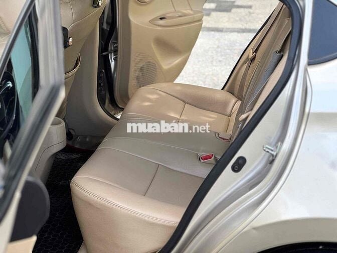 Toyota Vios E 2016 Vàng cát