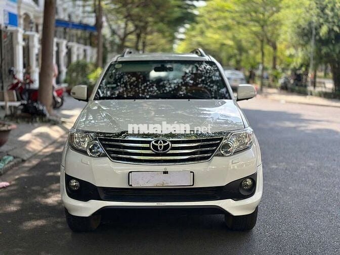 Siêu phẩm Toyota Fortuner 2.7 4x4 TRD 2015