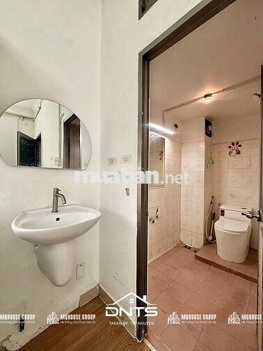 Căn Hộ 2PN 60M2 Balcony Cửa Sổ Thang Máy CV Lê Văn Tám Chợ Tân Định