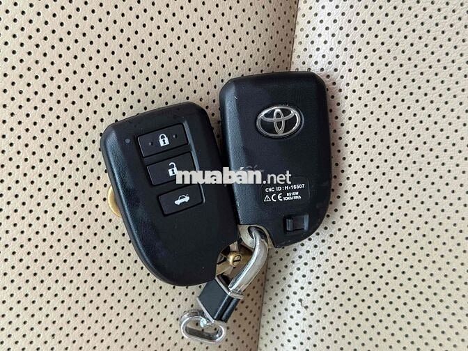 Toyota Vios G 2022 Trắng ngọc trai Số tự động