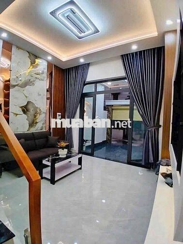 BÁN NHÀ TRUNG TÂM GẦN VÒNG XOAY HIỆP THÀNH 3