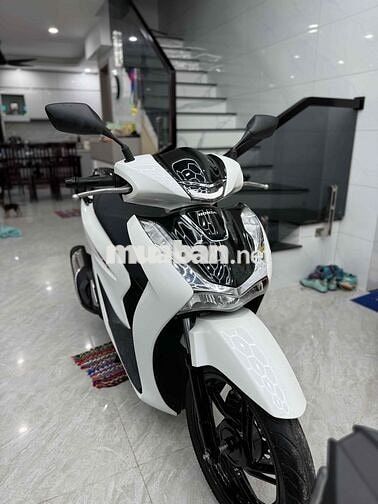 Honda SH 125i 2024 Trắng đen